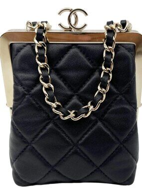 Chanel  Kisslock Logo Lambskin Quilted Leather Chain Clutch Shoulder Bag Black